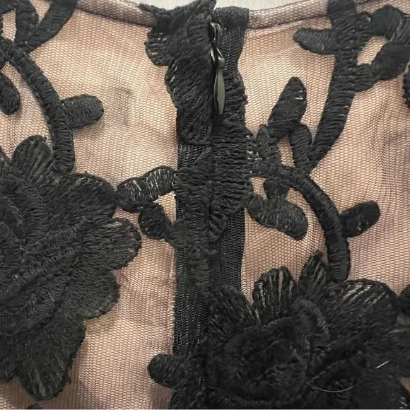 CeCe Size 10 Arlington Shift Dress - Picture 8 of 9